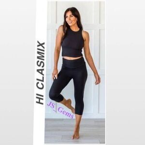 New Hi Clasmix Leggings Womens S/M Slimming Black High Rise Capris Pants